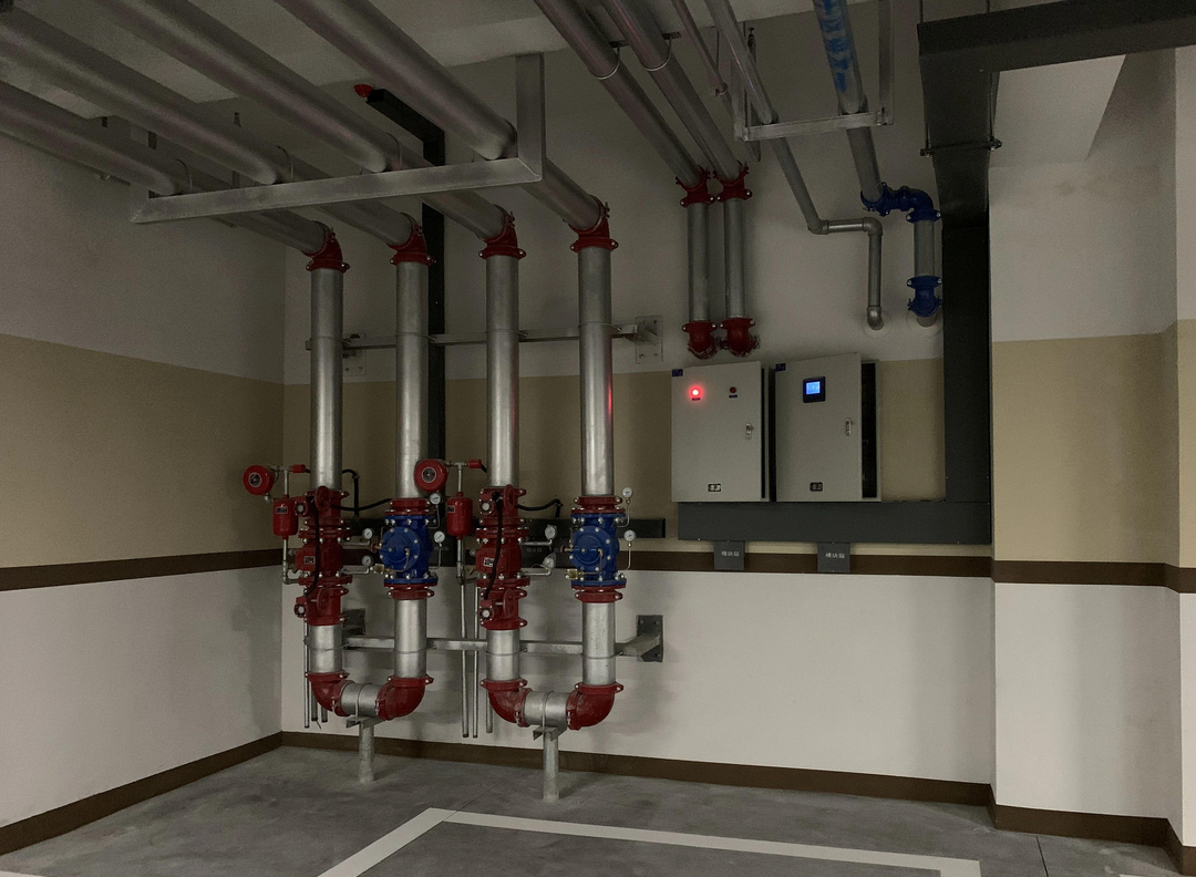 小區(qū)地下室水泵房自來(lái)水管道振動(dòng)是什么原因？怎么解決？